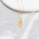 Collier feuille de basilic doré 🌙✨ 2025