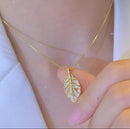 Collier feuille de basilic doré 🌙✨ 2025