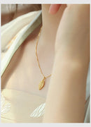 Collier feuille de basilic doré 🌙✨ 2025